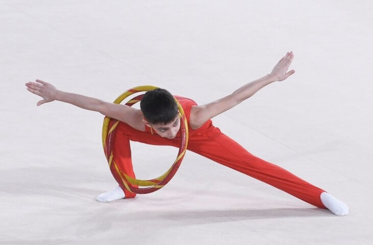 Left Out of Olympics, Men&#039;s Rhythmic Gymnasts Loved in Japan